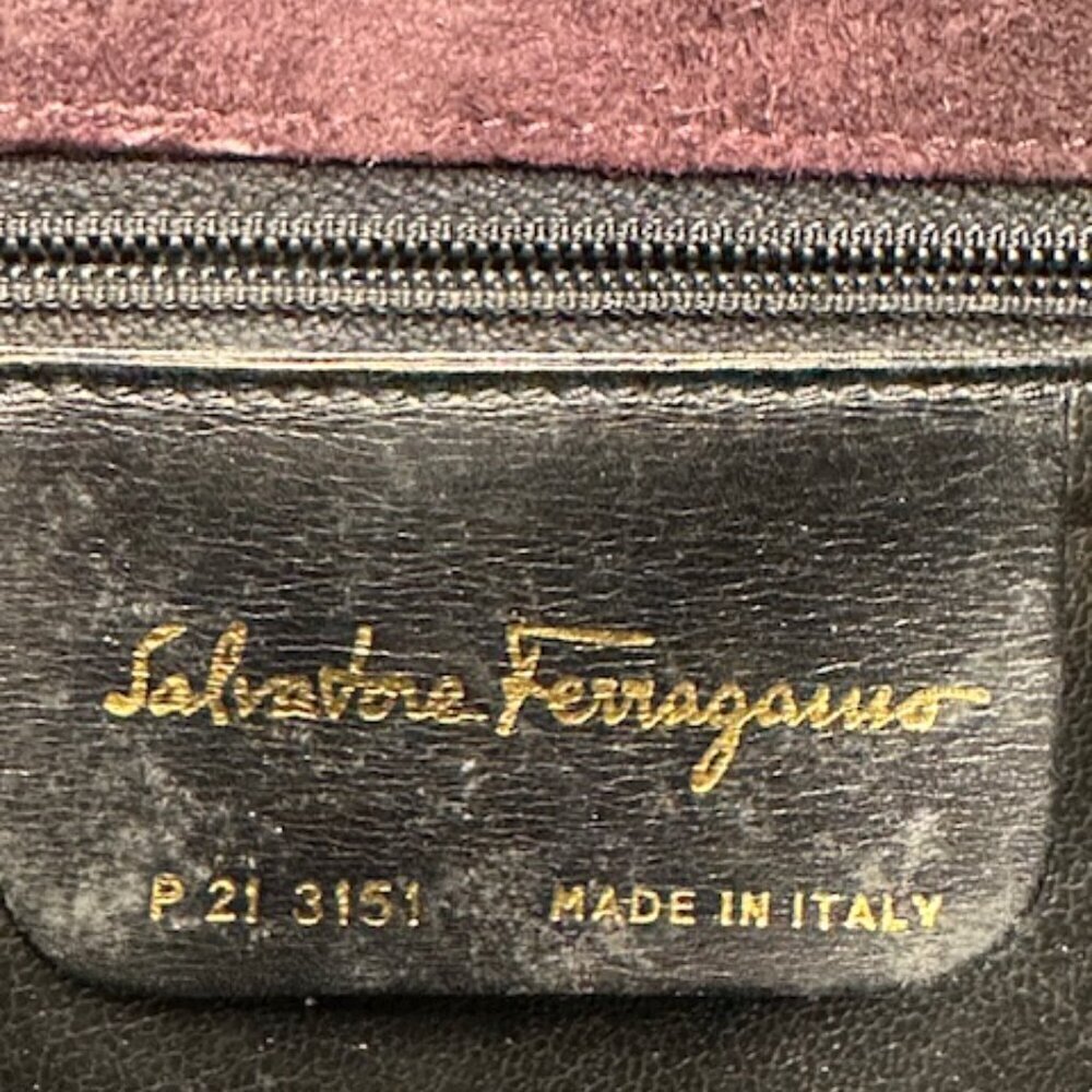 🔥🔥🔥Salvatore Ferragamo Suede Plum/Burgundy Color Crossbody/Shoulder Bag EUC! - Picture 14 of 16